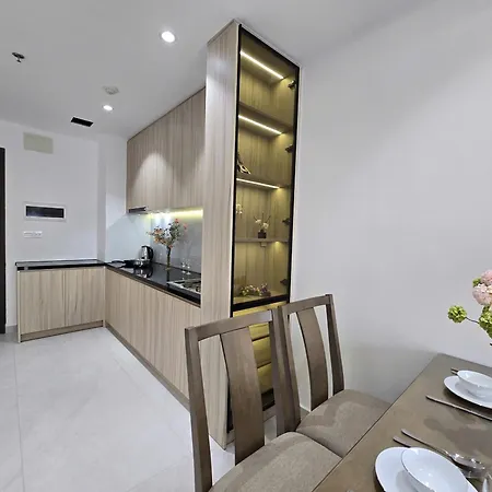 Soho Suites - Saigon Central, 5-Min-To-Bui Vien Street-3